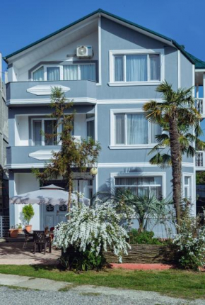 Chakvi Lux House